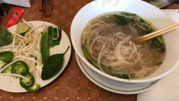 Hai Ky Pho Ga food