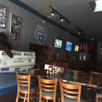 Rookie's Sports Bar food