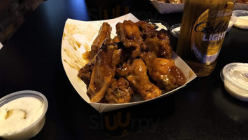 Wide World Of Wings food