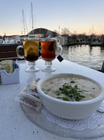 Pusser's Caribbean Grille food