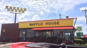 Waffle House outside