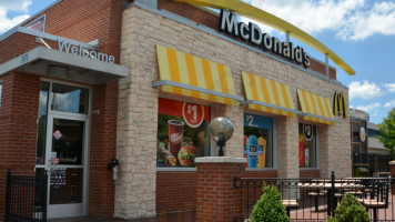 Mcdonald's outside