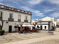 Snack Com Tradicoes outside