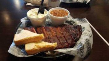 Billy Sims Barbecue food