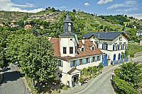 Weingut Karl Friedrich Aust inside