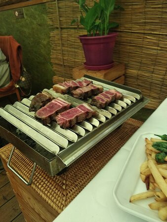 restaurant image