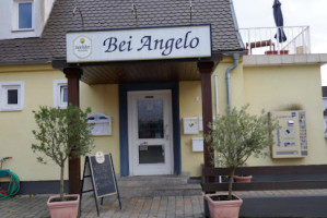 Bei Angelo outside