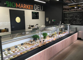 Biomarket Deli food