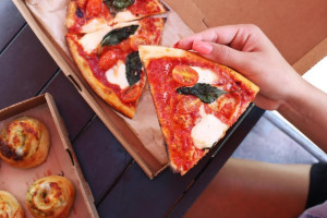 Blaze Pizza food