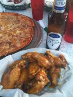 T J  Wings food