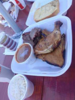 Woodies' Bbq food