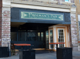 Freeman's Pub inside