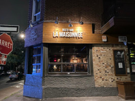 Resto- La Maisonnée outside