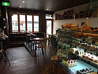 Pishon Patisserie & Cake Cafe food