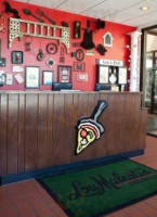 Lou Malnati's Pizzeria inside