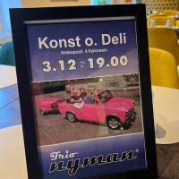 Konst O. Deli food