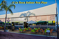 La Tasca Italiana inside