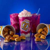 Auntie Anne's food