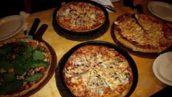 Pizza Hut food