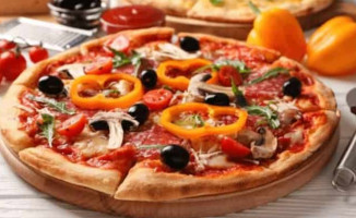 Allo Pronto Pizza food