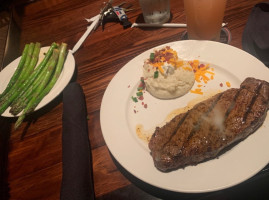 Longhorn Steakhouse food