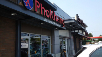 Pho Khang outside