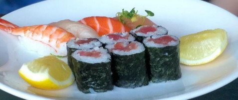 Bui Sushi food