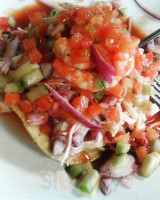 Mariscos Los Dorados food