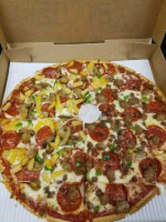 Jet's Pizza food