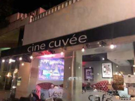 Cine Cuvee inside