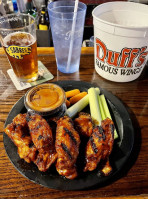 Duff's Famous Wings food