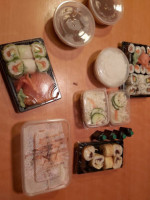 Paradis Sushi food