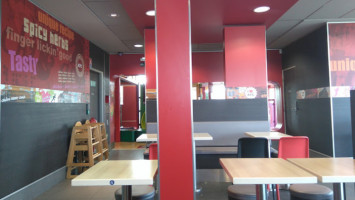 Kfc Troyes La Chapelle inside