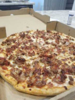 Boulevard Pizza food