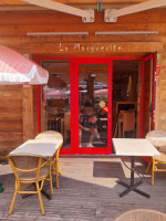 La marguerite inside