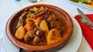 Riad Salam food