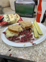 Hershel's East Side Deli food