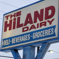 Hiland Dairy inside