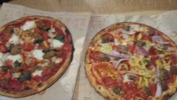 Blaze Pizza food