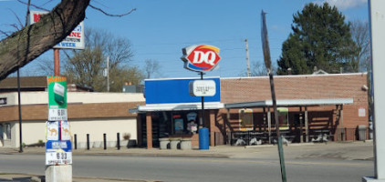 Dairy Queen outside