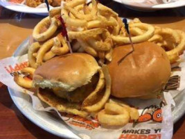 Hooters food