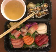 Mizu Sushi food