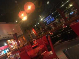 Red Robin Gourmet Burgers And Brews inside