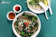 Pho Phung Restaurant food