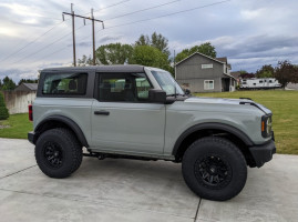 Corwin Ford Tri Cities outside