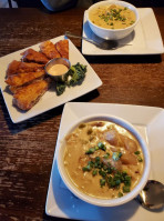 Dublin's Pass Irish Pub food