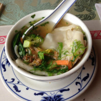 Les Phoenix Du Vietnam food