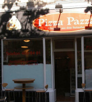 Pizza Pazza inside