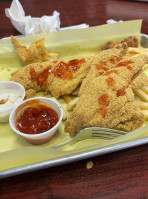 Catfish House food