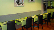 Le Bistro Gourmand inside